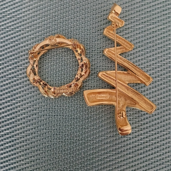 Two christmas brooches tree and wreath - Picture 2 of 2